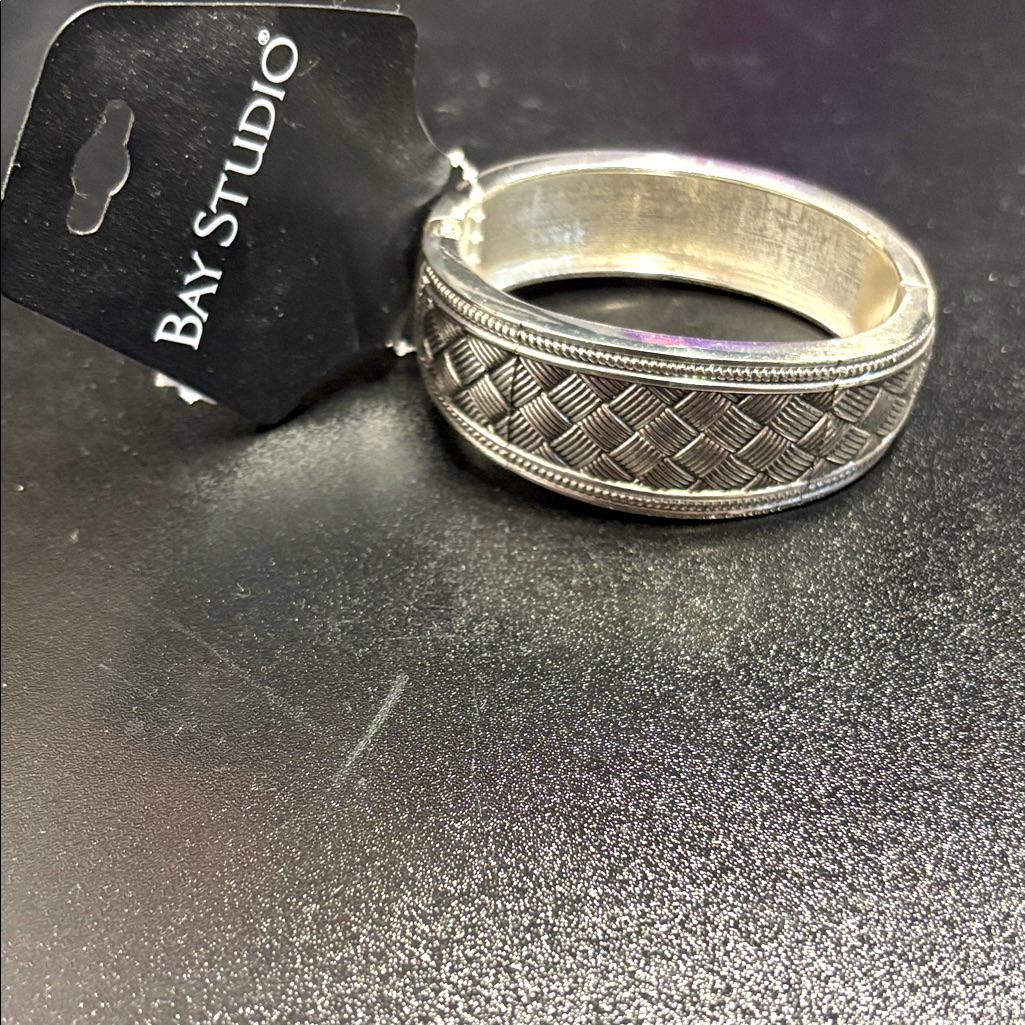Bay Studio Silver Woven Pattern Bracelet 10$